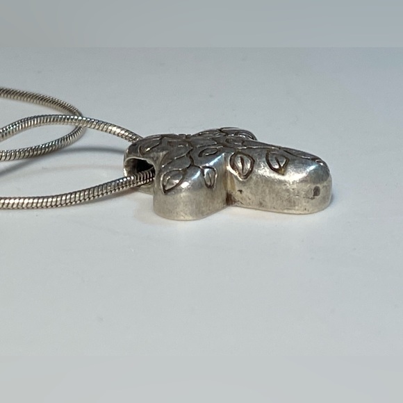 Bob Sieman Design Sterling Silver Cross Necklace - Picture 5 of 11